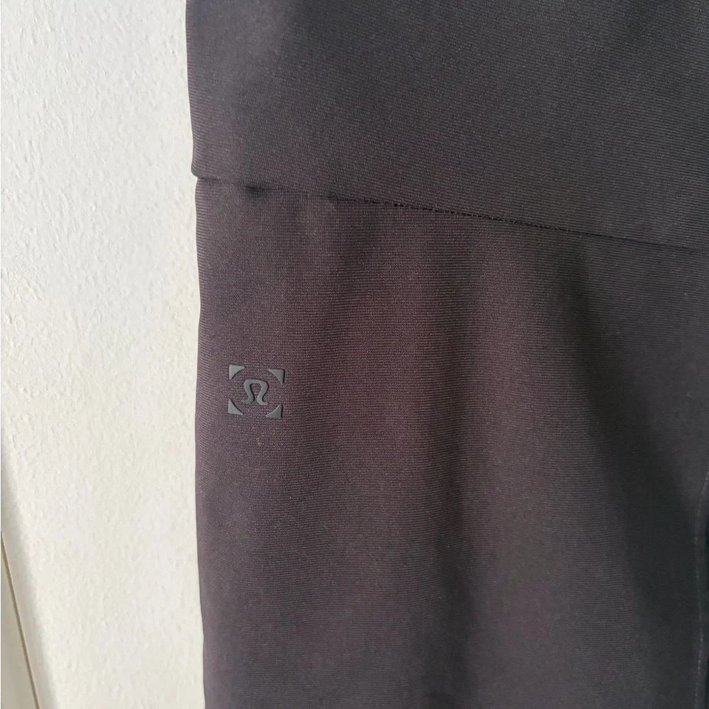 Lululemon ABC Men's Black Jogger Pants - Picture 7 of 7